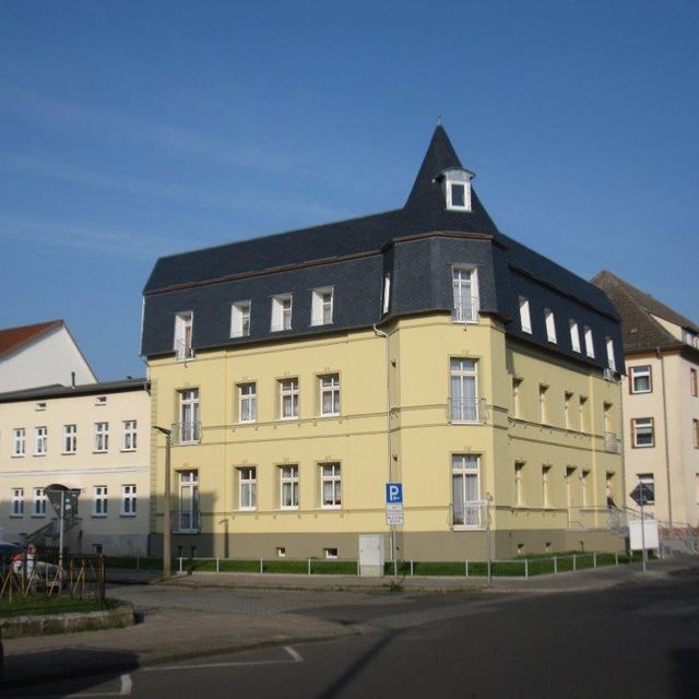 Historisches Haus mit neuer Fassadenbemalung